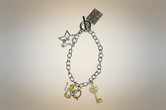 Quest around the sun - Charm bracelet